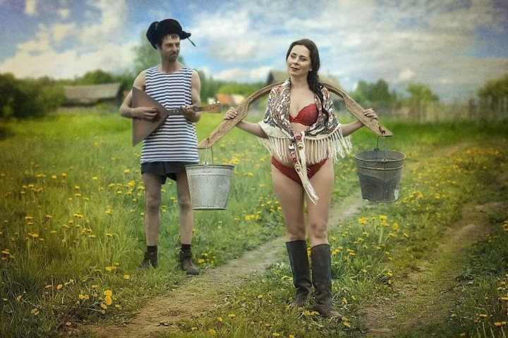 Девушки в деревне