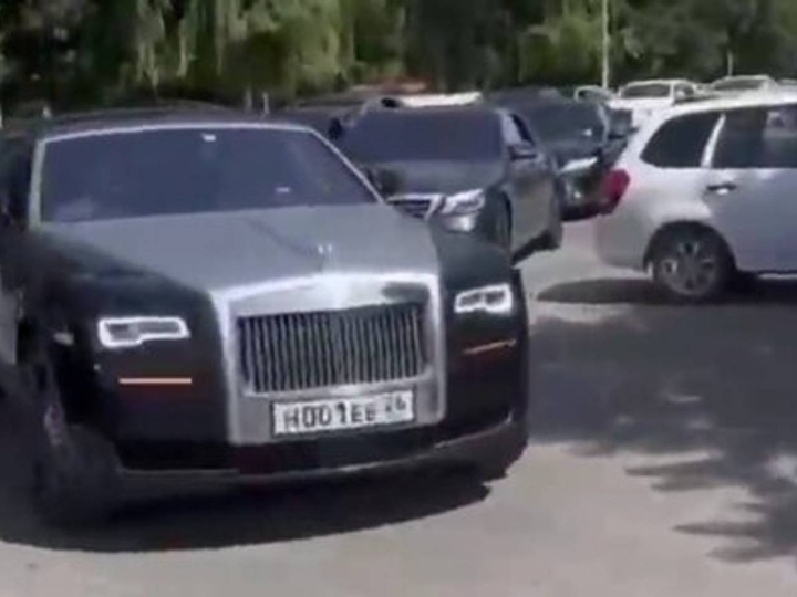 Самый дорогой кортеж на свадьбу Чечня